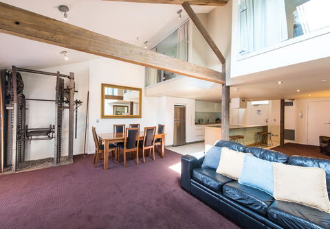 Sullivans Cove Apartments - Accommodation Guide 18