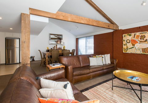 Sullivans Cove Apartments - Accommodation Guide 21