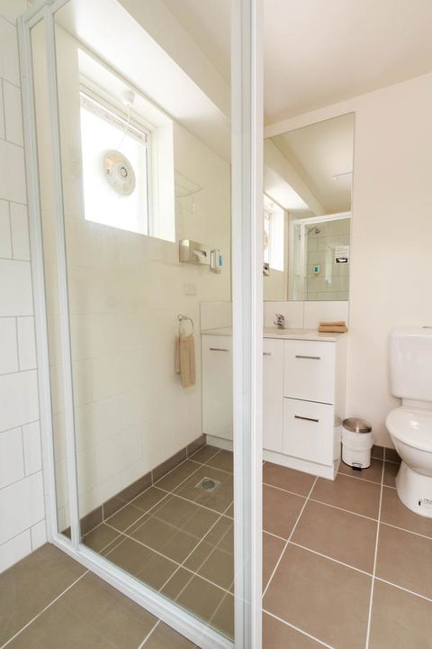 Adina Place Motel Apartments - Accommodation Asia 3