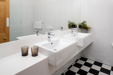 Rydges Hobart - Accommodation Guide 15