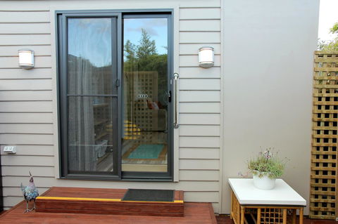 Kingston Beach-House Retreat - Accommodation Asia 0