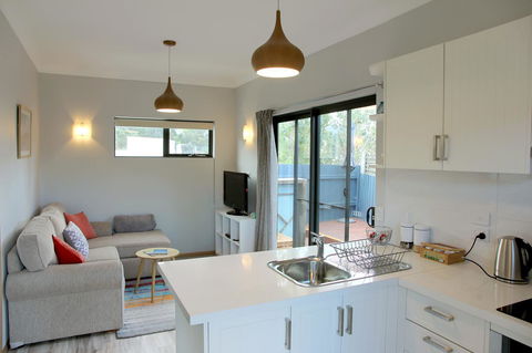 Kingston Beach-House Retreat - Accommodation Asia 8