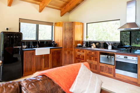 Adventure Bay Retreat Bruny Island - Accommodation Asia 21