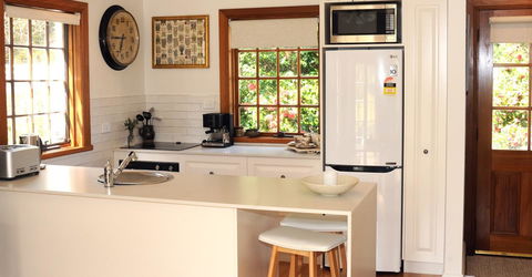 Forth River Cottage - Accommodation Guide 15
