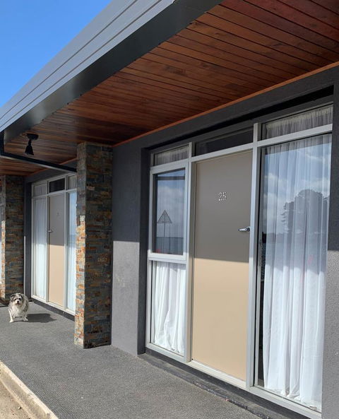 The Waterfront Wynyard - Accommodation Guide 39