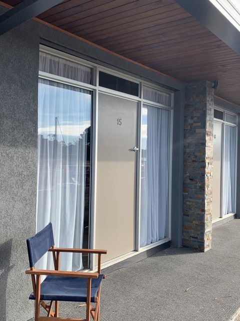 The Waterfront Wynyard - Accommodation Guide 40