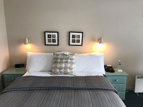 The Waterfront Wynyard - Accommodation Guide 29