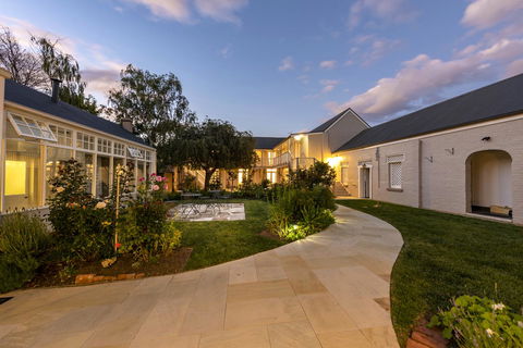 Prospect Country House & Restaurant - Accommodation Asia 26