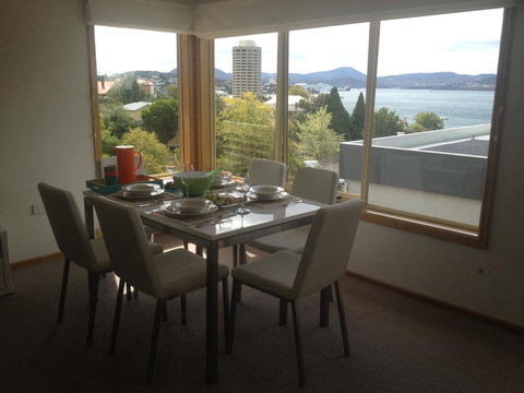 Reflections On The Bay - Accommodation Asia 3