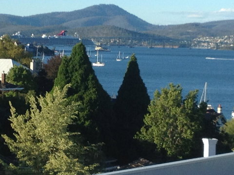 Reflections On The Bay - Accommodation Asia 0