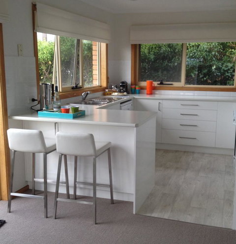 Reflections On The Bay - Accommodation Asia 1