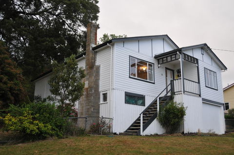 Maydena Chalet - Accommodation Guide 0