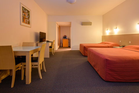 Mayfair Plaza Motel And Apartments - Accommodation Asia 6