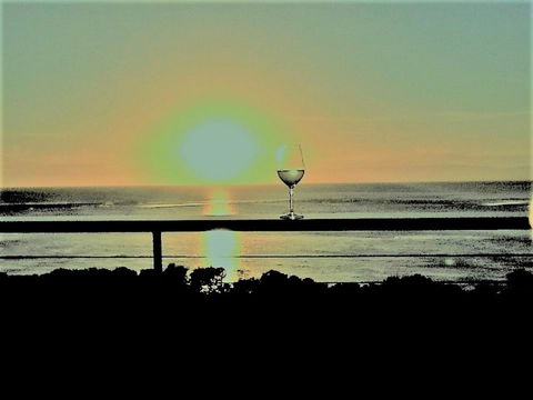 Cocktails With A View - Accommodation Guide 20