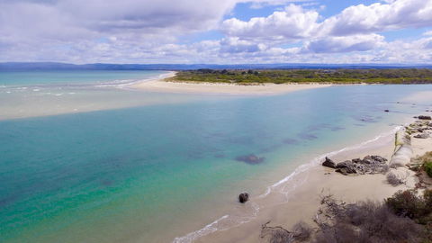 Cocktails With A View - Accommodation Guide 19