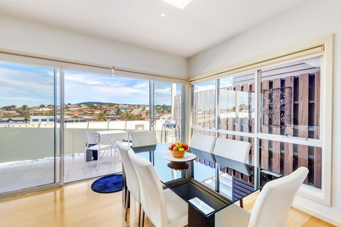 Bellerive Marina View Apartments NO 27 - Accommodation Guide 1