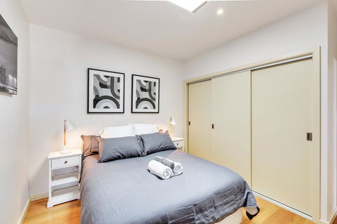 Bellerive Marina View Apartments NO 27 - Accommodation Guide 8
