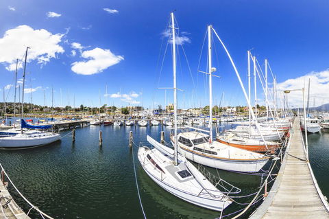 Bellerive Marina View Apartments NO 27 - Accommodation Guide 20