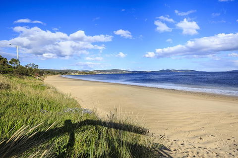 Bellerive Marina View Apartments NO 27 - Accommodation Guide 22