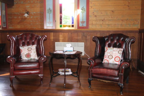 Kerrellie Cottages 2, 4 & 8 Reid Street - Accommodation Asia 27