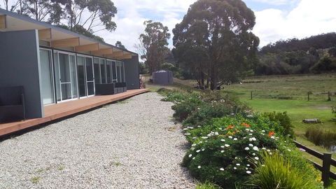 Pelican Point Sanctuary - Accommodation Asia 24