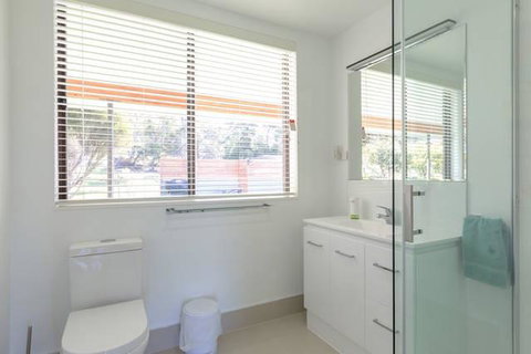 Pipe Clay Cottage - Accommodation Asia 9