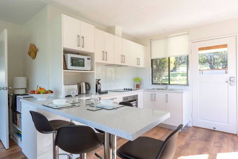 Pipe Clay Cottage - Accommodation Asia 42