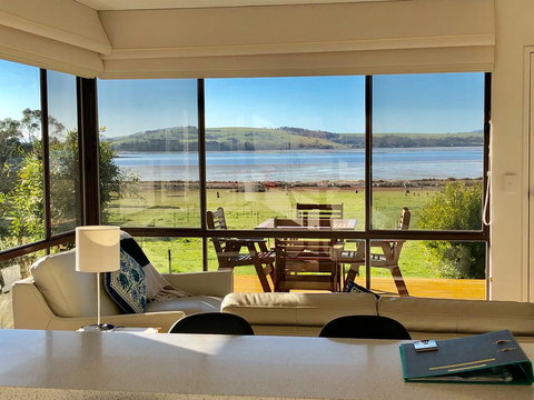 Pipe Clay Cottage - Accommodation Asia 5