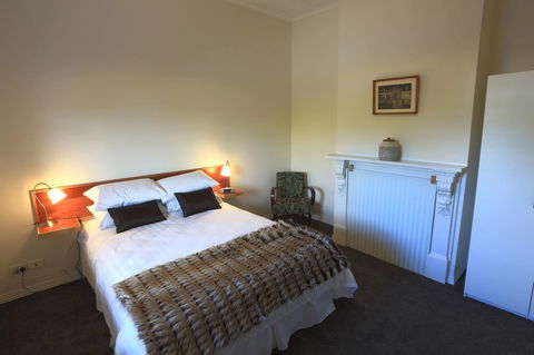 @ The Beach & Not Quite @ The Beach Holiday Cottages - Stanley - Accommodation Asia 24