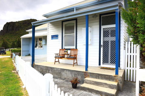 @ The Beach & Not Quite @ The Beach Holiday Cottages - Stanley - Accommodation Asia 8