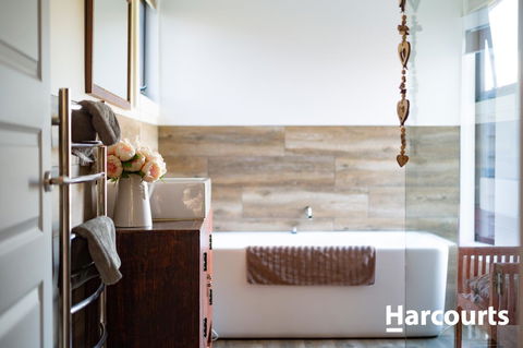 The WeareHouse In Deloraine - Accommodation Asia 7