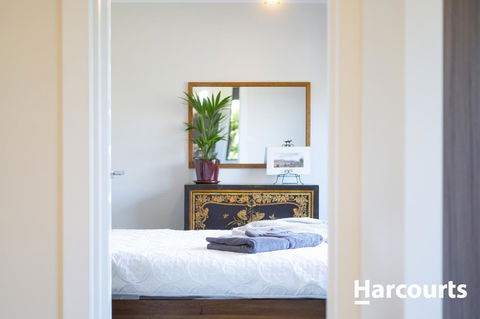 The WeareHouse In Deloraine - Accommodation Asia 21