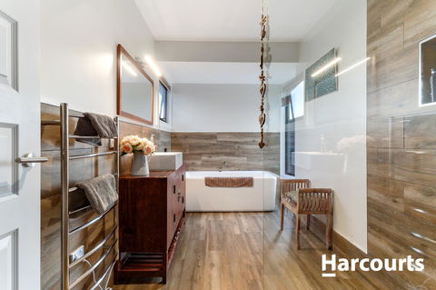 The WeareHouse In Deloraine - Accommodation Asia 14