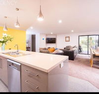 Euphoria House - Accommodation Asia