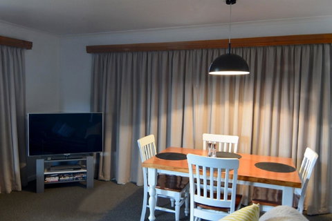 Beach Break Bicheno - Accommodation Guide 8