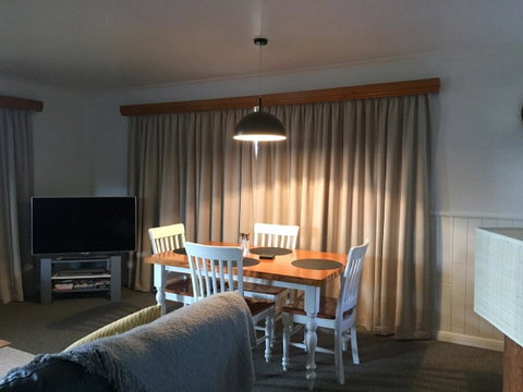 Beach Break Bicheno - Accommodation Guide 7