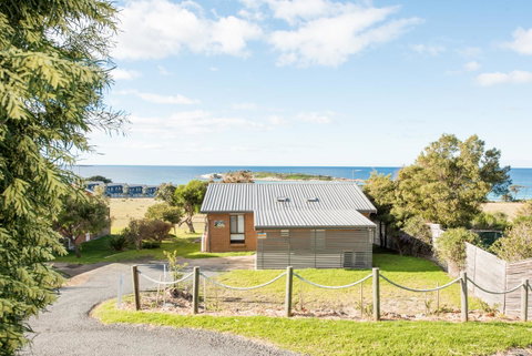 Beach Break Bicheno - Accommodation Guide 2