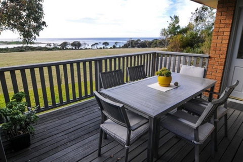 Beach Break Bicheno - Accommodation Guide 4