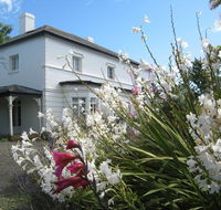 The Grove Cottages - Accommodation Asia