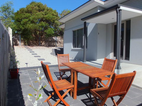 Hobart Villa - Accommodation Asia 14