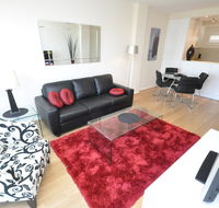 Neutral Bay Self-Contained Modern One-Bedroom Apartment 63BEN - Accommodation Asia