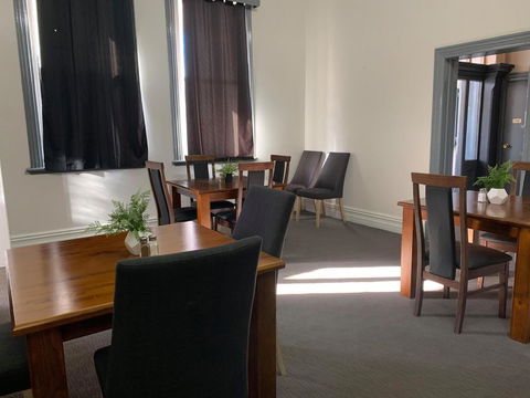 New Cornwall Hotel - Accommodation Asia 2