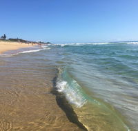 NEW UPMARKET COMFORTABLE 2 Bed 2 Bath OCEAN VIEWS 250m to BUDDINA BEACH - Accommodation Asia