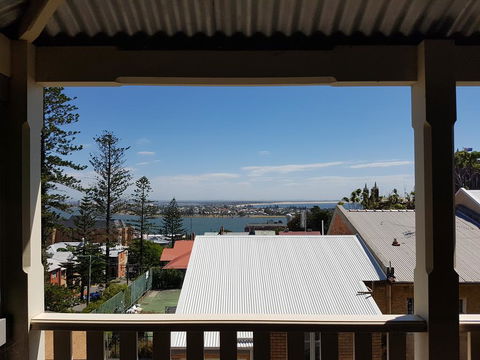 Newcastle Short Stay Apartments - Vista Apartment - Accommodation Asia 0