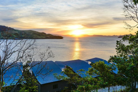 NEWLY BEAUTFULLY RENOVATED 16 The Casuarina - 3 Bedroom House With 180 Degree Ocean Views - Accommodation Asia 0