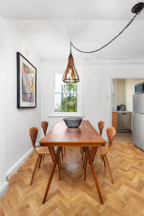 Newly Renovated Potts Point 2BR Art Deco - Accommodation Guide 3