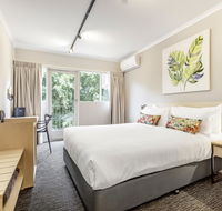 Nightcap at Findon Hotel - Accommodation Asia