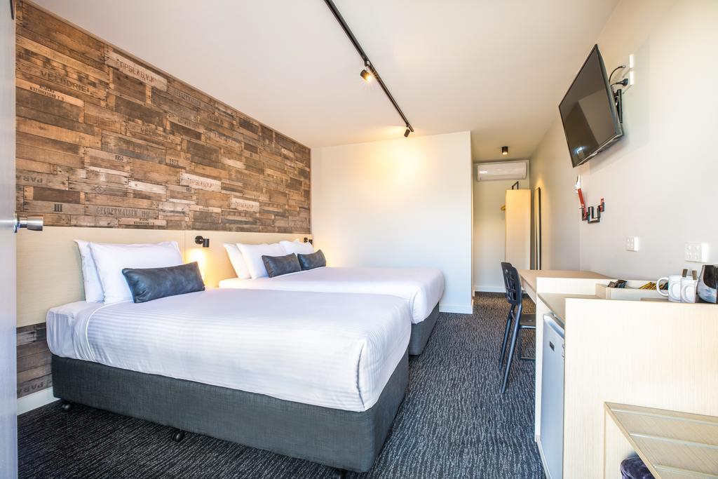  Accommodation Asia