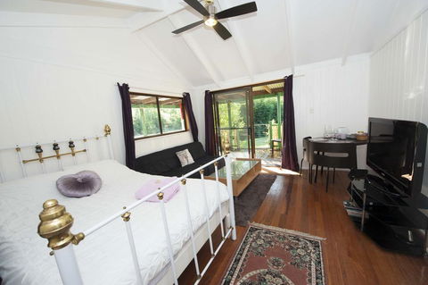 Nimbin Waterfall Retreat - Accommodation Asia 2