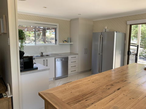 No. 10 Coffin Bay - Accommodation Asia 3